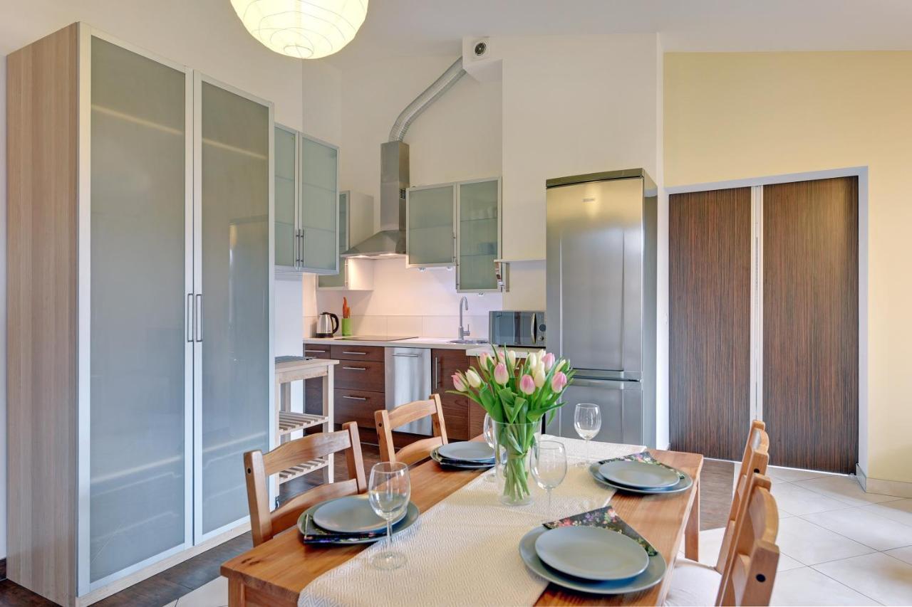 Grand Apartments - Neptun Park Sunny 2 Bedrooms Apartment グダニスク エクステリア 写真