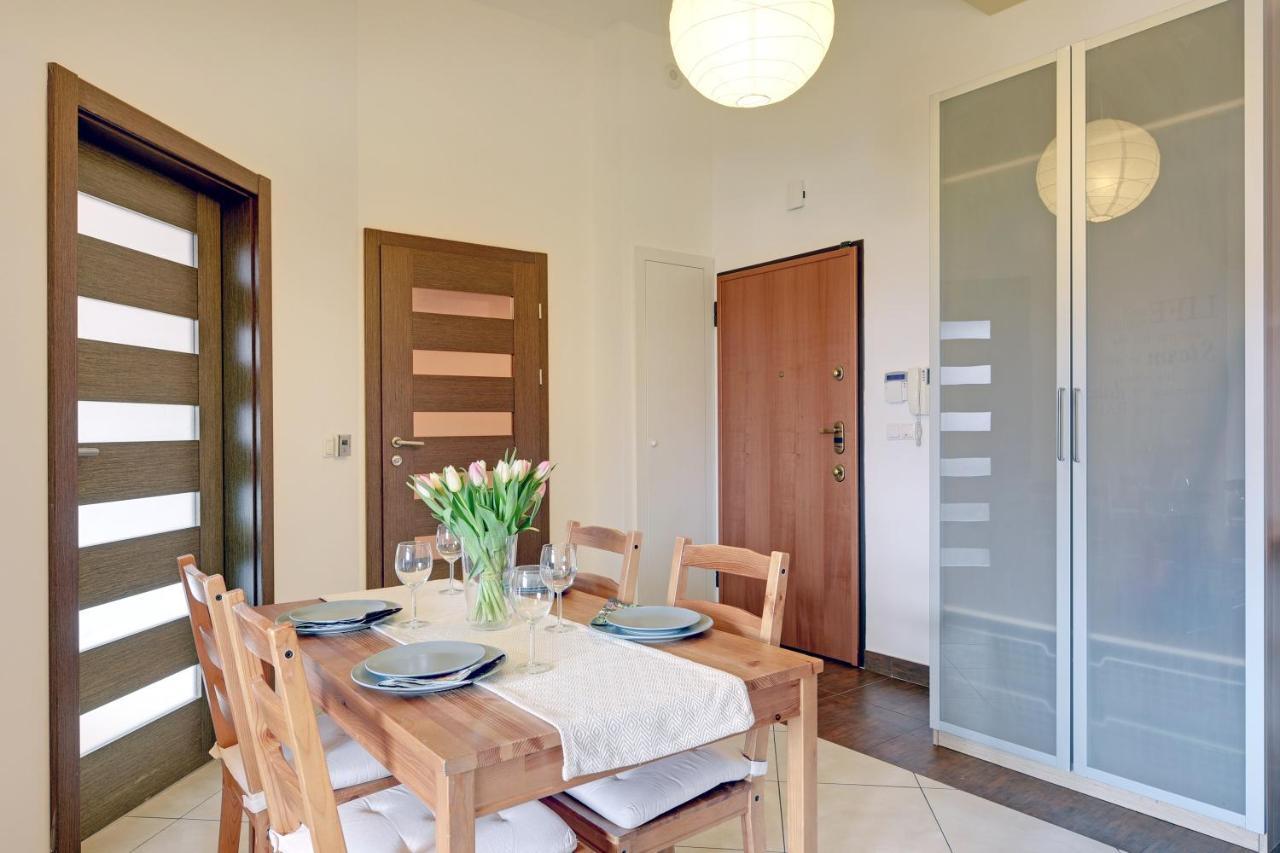 Grand Apartments - Neptun Park Sunny 2 Bedrooms Apartment グダニスク エクステリア 写真